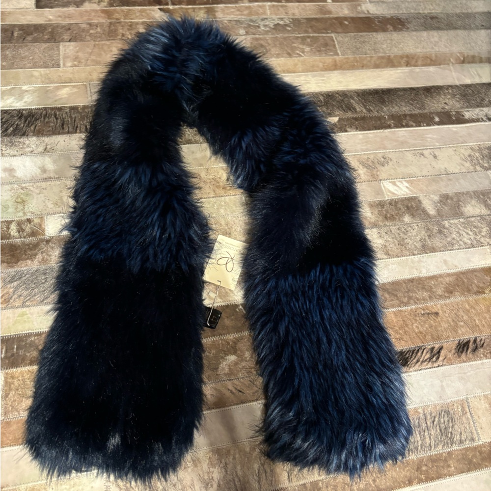 GLAM Pia Rossini Black Mink Faux Fur Scarf